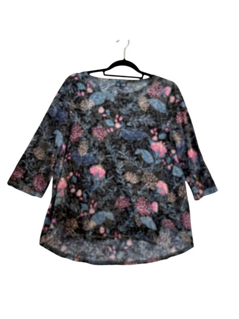 Top Ligne Floral Shirt Womens Size Medium Scoop Neck 3/4 Sleeve Stretch Top